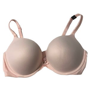 NWT Victoria's Secret push-up bra, size 38D.